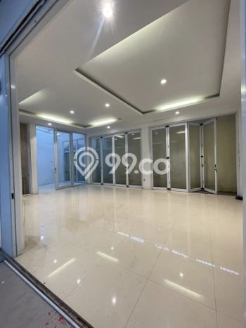 Rumah Luxury Modern Tanpa Renovasi di Jati Padang Jakarta Selatan Rumah Luxury Modern Tanpa Renovasi di Jati Padang Jakarta Selatan