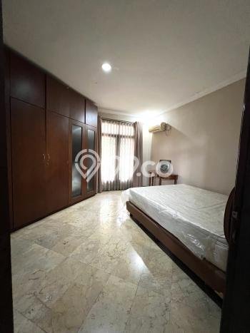 Ready to Use! Luxury House LT 290m2 Desain Modern di Jati Padang Ready to Use! Luxury House LT 290m2 Desain Modern di Jati Padang