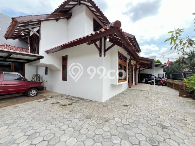 Rumah di Pejaten, Akses ke Sekolah, LT 334m2m² Rumah di Pejaten, Akses ke Sekolah, LT 334m2m²