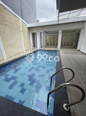 Rumah Luxury Modern Tanpa Renovasi di Jati Padang Jakarta Selatan Rumah Luxury Modern Tanpa Renovasi di Jati Padang Jakarta Selatan