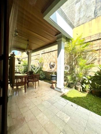 Hunian Mewah LB 400m2 Siap Huni Desain Elegan di Pejaten, Jakarta Selatan Hunian Mewah LB 400m2 Siap Huni Desain Elegan di Pejaten, Jakarta Selatan