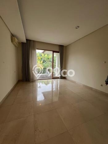Rumah Luxury Modern Tanpa Renovasi di Kemang Jakarta Selatan Rumah Luxury Modern Tanpa Renovasi di Kemang Jakarta Selatan