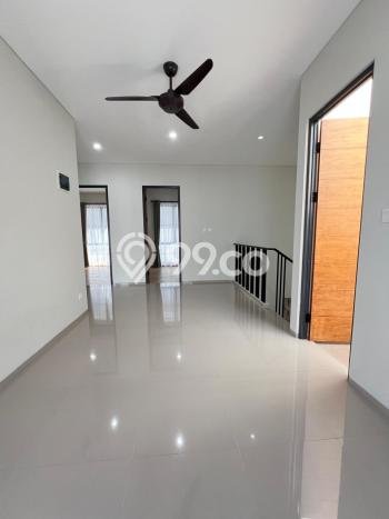 Rumah Eksklusif LB 220m2 di Cibubur Jakarta Timur untuk Disewa Rumah Eksklusif LB 220m2 di Cibubur Jakarta Timur untuk Disewa