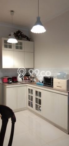 Rumah Elit LB 250m2 Siap Huni Desain Elegan di Bintaro, Tangerang Selatan Rumah Elit LB 250m2 Siap Huni Desain Elegan di Bintaro, Tangerang Selatan