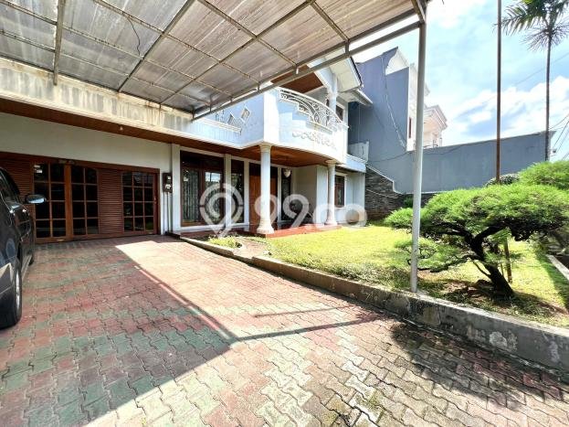 Hunian Mewah LB 400m2 Siap Huni Desain Elegan di Pejaten, Jakarta Selatan Hunian Mewah LB 400m2 Siap Huni Desain Elegan di Pejaten, Jakarta Selatan