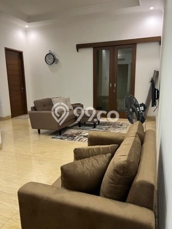 Rumah di Duren Tiga, Dekat Stasiun, 3 KT, LT 127m2m² Bangunan 155m2m² Rumah di Duren Tiga, Dekat Stasiun, 3 KT, LT 127m2m² Bangunan 155m2m²