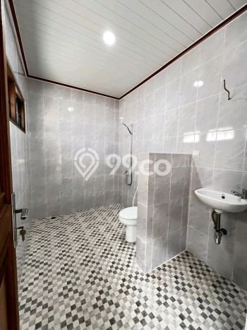 Rumah di Pejaten, Akses ke Sekolah, LT 334m2m² Rumah di Pejaten, Akses ke Sekolah, LT 334m2m²