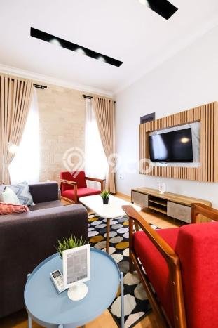 Ready to Use! Luxury House LT 404m2 Desain Modern di Kemang Ready to Use! Luxury House LT 404m2 Desain Modern di Kemang