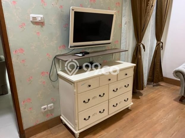 Rumah Elit LB 250m2 Siap Huni Desain Elegan di Bintaro, Tangerang Selatan Rumah Elit LB 250m2 Siap Huni Desain Elegan di Bintaro, Tangerang Selatan