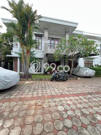 LOKASI PREMIUM! Rumah di Duren Tiga, 5 KM, Area Tenang, Luas 250m2m² LB 300m2m² LOKASI PREMIUM! Rumah di Duren Tiga, 5 KM, Area Tenang, Luas 250m2m² LB 300m2m²