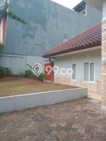 Ready to Use! Luxury House LT 404m2 Desain Modern di Kemang Ready to Use! Luxury House LT 404m2 Desain Modern di Kemang