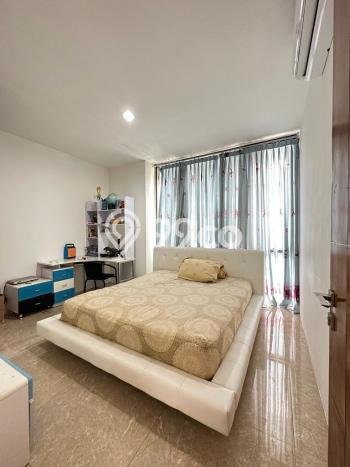 Rumah Luxury Modern Tanpa Renovasi di Jati Padang Jakarta Selatan Rumah Luxury Modern Tanpa Renovasi di Jati Padang Jakarta Selatan