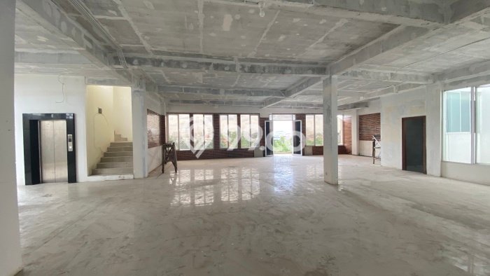 Disewakan Kantor di Kawasan Ramai Ancol Luas 1950m2 Disewakan Kantor di Kawasan Ramai Ancol Luas 1950m2