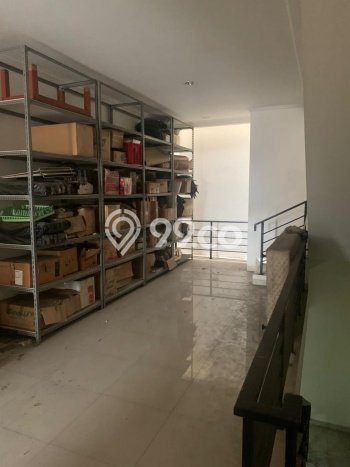 Ruko Dijual di Prime Area Jakarta Barat Luas 84m2 Ruko Dijual di Prime Area Jakarta Barat Luas 84m2