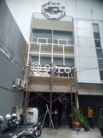 Untuk Dijual Ruko di Jatinegara Jakarta Timur LT 170m2 / LB 680m2 Untuk Dijual Ruko di Jatinegara Jakarta Timur LT 170m2 / LB 680m2