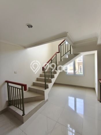 Rumah Modern 4 KT di Gading Serpong Tangerang Unfurnished Rumah Modern 4 KT di Gading Serpong Tangerang Unfurnished