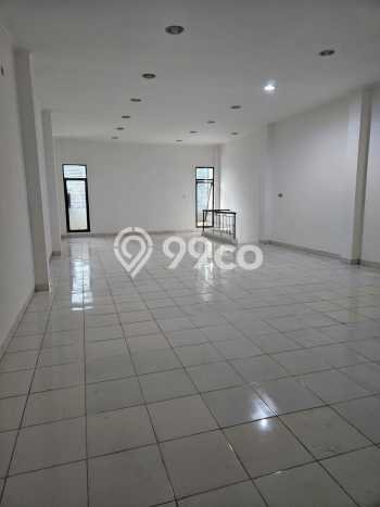 Komersial Dijual di Jakarta Barat LT 177m2 & LB 360m2 Lokasi Terbaik! Komersial Dijual di Jakarta Barat LT 177m2 & LB 360m2 Lokasi Terbaik!