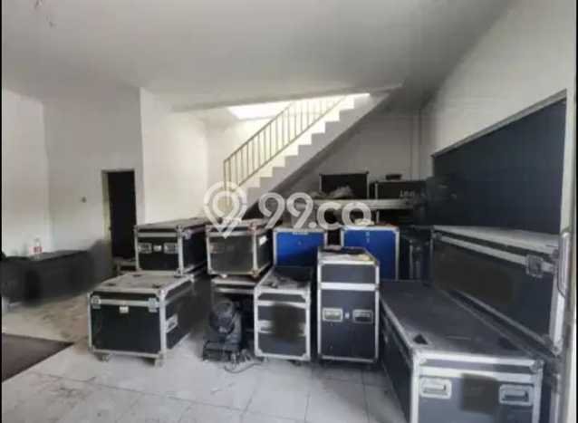Gudang Dijual di Jakarta Barat LT 428m2 & LB 330m2 Lokasi Terbaik! Gudang Dijual di Jakarta Barat LT 428m2 & LB 330m2 Lokasi Terbaik!