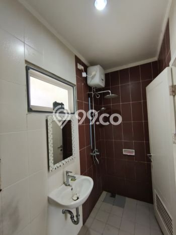 Rumah Modern 4 KT di Gading Serpong Tangerang Semi Furnished Rumah Modern 4 KT di Gading Serpong Tangerang Semi Furnished