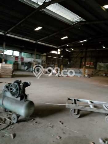 Gudang Dijual di Jati Uwung LT 5300m2, LB 3432m2 untuk Investasi Gudang Dijual di Jati Uwung LT 5300m2, LB 3432m2 untuk Investasi