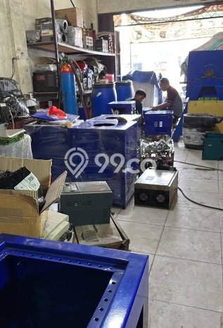 Unit Pabrik Dijual di Bekasi LT 1097m2 & LB 889m2 Unit Pabrik Dijual di Bekasi LT 1097m2 & LB 889m2