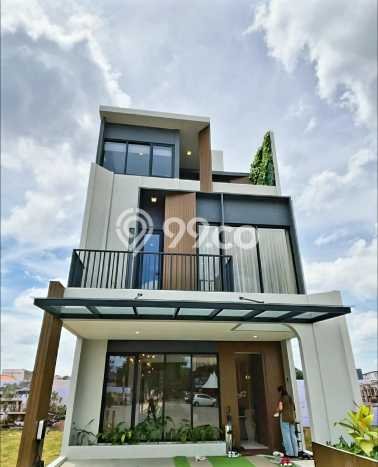 For Sale Rumah 4 Kamar Lokasi Strategis Bagus dan Strategis di Cengkareng For Sale Rumah 4 Kamar Lokasi Strategis Bagus dan Strategis di Cengkareng