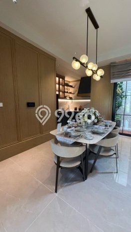 Jual Rumah Luas Megah Dengan View Cantik di Summarecon Serpong, Tangerang Jual Rumah Luas Megah Dengan View Cantik di Summarecon Serpong, Tangerang