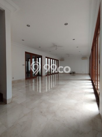 Hunian Mewah Siap Huni LT 410m2 di Cilandak, Jakarta Selatan Hunian Mewah Siap Huni LT 410m2 di Cilandak, Jakarta Selatan