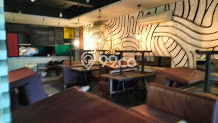 Disewakan Ruko komersial di Kebon Jeruk luas bangunan 202m2 Disewakan Ruko komersial di Kebon Jeruk luas bangunan 202m2