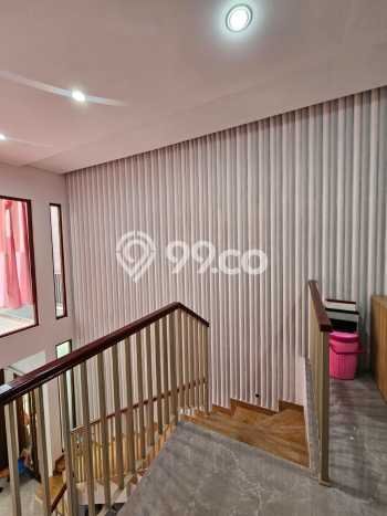 Rumah Elit Modern Siap Huni di Puri Indah Jakarta Barat Rumah Elit Modern Siap Huni di Puri Indah Jakarta Barat