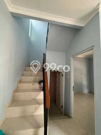 For Sale Rumah 3 Kamar Lokasi Strategis Bagus dan Strategis di Cakung For Sale Rumah 3 Kamar Lokasi Strategis Bagus dan Strategis di Cakung