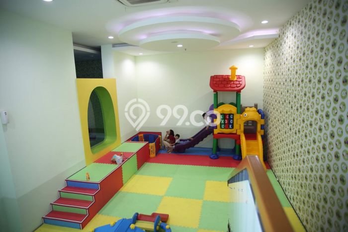 LOKASI PREMIUM! Apartemen Kawasan , 2 KM, Luas 132m2m², Strategis LOKASI PREMIUM! Apartemen Kawasan , 2 KM, Luas 132m2m², Strategis