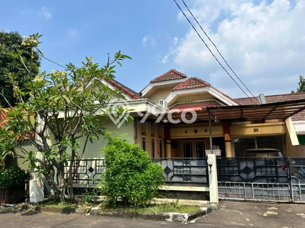 Rumah Luxury Dijual di Tangerang Fasilitas Premium Rumah Luxury Dijual di Tangerang Fasilitas Premium