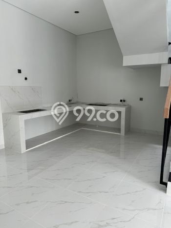 Dijual Rumah Eksklusif 3 KT di Sektor 8-Gading Serpong, Tangerang Dijual Rumah Eksklusif 3 KT di Sektor 8-Gading Serpong, Tangerang