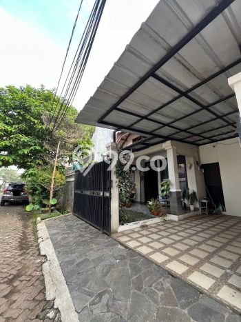 Dijual Hunian Rumah Terawat 4 Kamar di Villa Melati Mas, Tangerang Selatan Dijual Hunian Rumah Terawat 4 Kamar di Villa Melati Mas, Tangerang Selatan