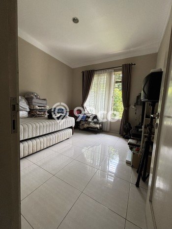 For Sale! Luxury House LT 254m2 Desain Modern di Alam Sutera For Sale! Luxury House LT 254m2 Desain Modern di Alam Sutera