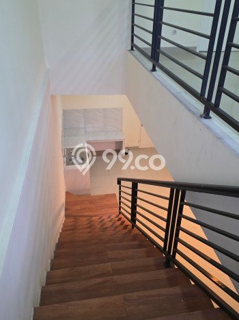 For Sale Rumah 4 Kamar Lokasi Strategis Nyaman dan Strategis di Cipondoh For Sale Rumah 4 Kamar Lokasi Strategis Nyaman dan Strategis di Cipondoh