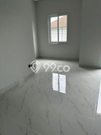 Dijual Rumah Eksklusif 3 KT di Sektor 8-Gading Serpong, Tangerang Dijual Rumah Eksklusif 3 KT di Sektor 8-Gading Serpong, Tangerang