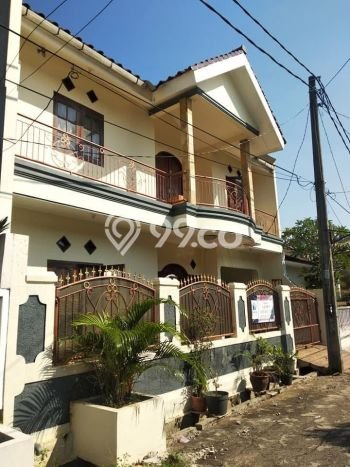 Jual Rumah Bagus Siap Huni LB 250m2 di BSD, Tangerang Selatan Jual Rumah Bagus Siap Huni LB 250m2 di BSD, Tangerang Selatan