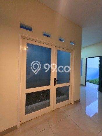 For Sale Rumah 4 Kamar Lokasi Strategis Nyaman dan Strategis di Cipondoh For Sale Rumah 4 Kamar Lokasi Strategis Nyaman dan Strategis di Cipondoh