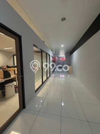 Unit Komersial Disewakan di Alam Sutera di Area Ramai & Strategis Unit Komersial Disewakan di Alam Sutera di Area Ramai & Strategis