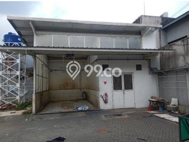 Unit Gudang Dijual di Jakarta Selatan LT 1693m2 & LB 1362m2 Unit Gudang Dijual di Jakarta Selatan LT 1693m2 & LB 1362m2