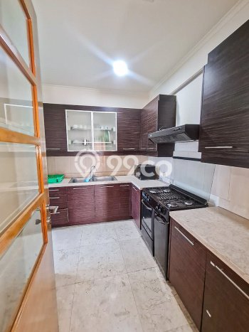 Apartemen Sewa 2 Kamar Hemat Siap Huni di Jakarta Selatan, Luas 94m2 Apartemen Sewa 2 Kamar Hemat Siap Huni di Jakarta Selatan, Luas 94m2