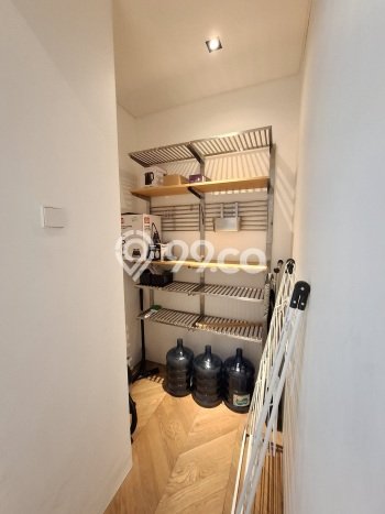 Sewa Apartemen Murah di scbd 2 KT Sewa Apartemen Murah di scbd 2 KT
