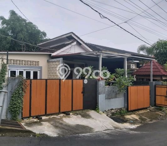 Rumah Strategis Jatingaleh, Semarang, Luas 133m² LB 84m² Rumah Strategis Jatingaleh, Semarang, Luas 133m² LB 84m²