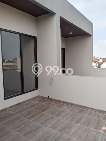 Rumah Luas Asri 3 KT Siap Huni di Otista Jakarta Timur Rumah Luas Asri 3 KT Siap Huni di Otista Jakarta Timur