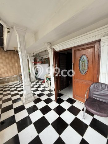 Dijual Rumah Premium dengan Fasilitas Sekitar Lengkap di Tebet, Jakarta Selatan Dijual Rumah Premium dengan Fasilitas Sekitar Lengkap di Tebet, Jakarta Selatan