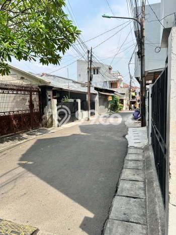 Dijual Rumah Premium dengan Fasilitas Sekitar Komplit di Kebon Jeruk, Jakarta Barat Dijual Rumah Premium dengan Fasilitas Sekitar Komplit di Kebon Jeruk, Jakarta Barat