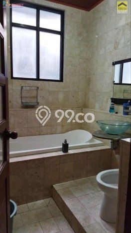 Hunian Mewah LB 400m2 Siap Pakai Desain Elegan di Cibubur, Bogor Hunian Mewah LB 400m2 Siap Pakai Desain Elegan di Cibubur, Bogor