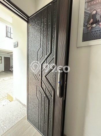 Dijual Rumah Premium dengan Fasilitas Sekitar Komplit di Kebon Jeruk, Jakarta Barat Dijual Rumah Premium dengan Fasilitas Sekitar Komplit di Kebon Jeruk, Jakarta Barat